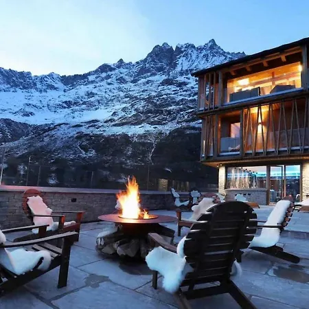 5br Lovely Mountain With View Chalet - What'app - 0034-635-520-036 - For Reservations!! Villa *